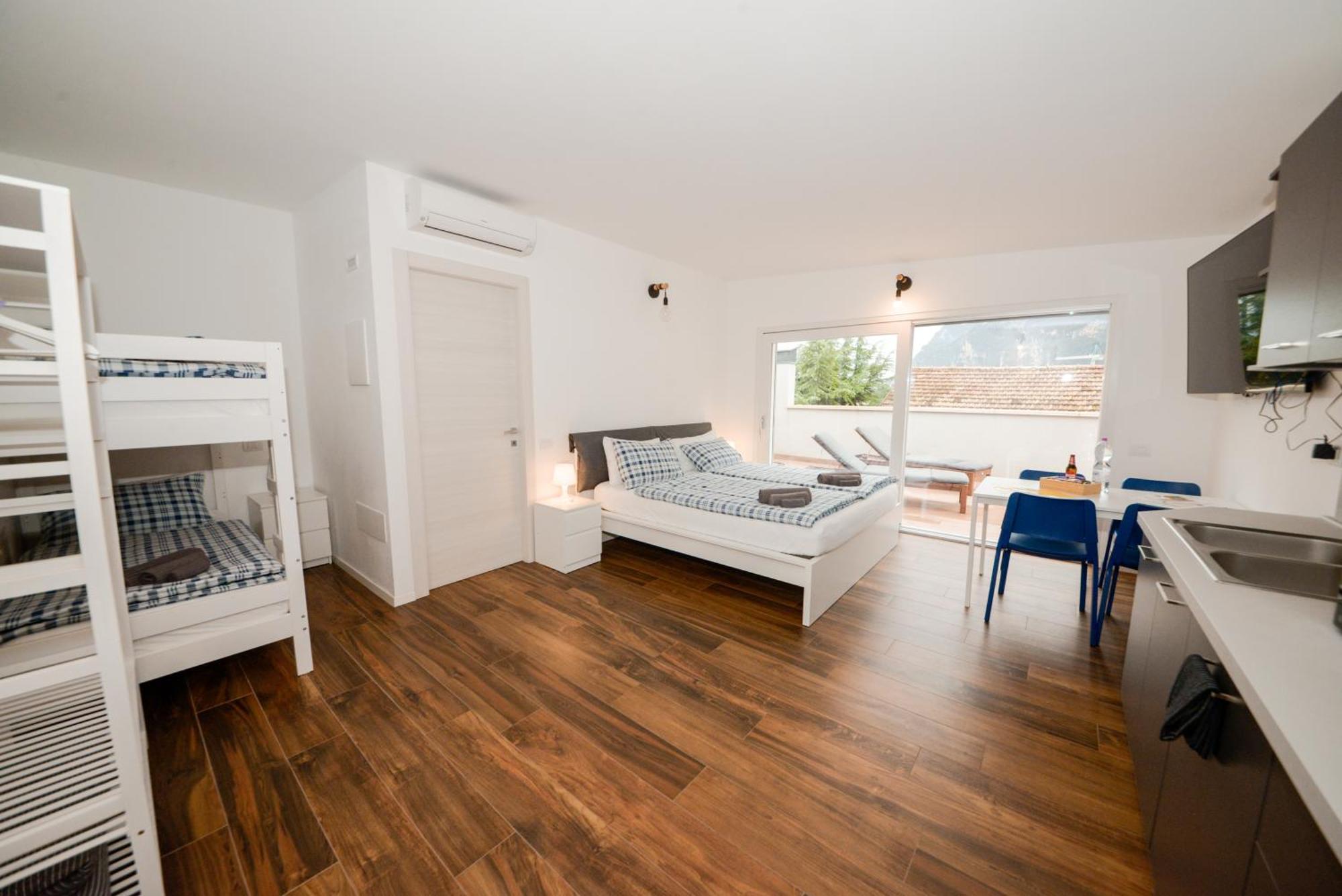 Garda Family & Solarium Apartment Riva del Garda Exterior photo